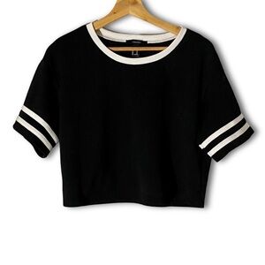 Forever 21 Black/White 90's Inspired Crop Top